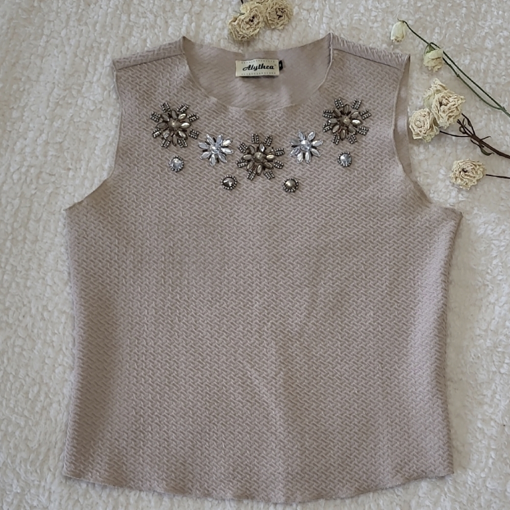 Women's Alythea Sleeveless Top Dressy Tank Bejeweled Cream Raised Embossing Medm - Picture 4 of 13